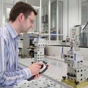 Important components in fixture building: Alufix jacks are often used for measuring body parts